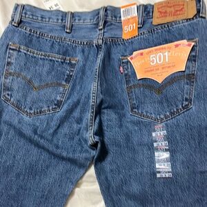 Levi Straus 501 original fit straight leg button-fly 38x34 jeans NWT
